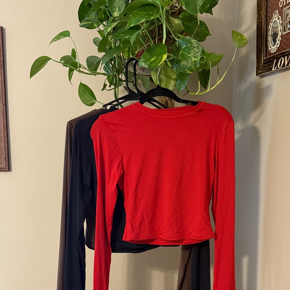 3 Long Sleeve Women's buttery crop tops